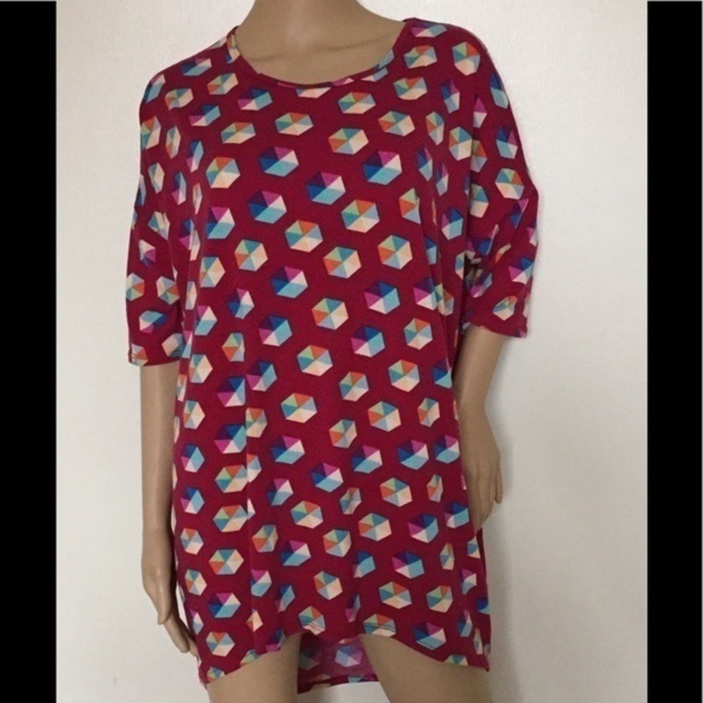 Lularoe high-low tops size L⭐️